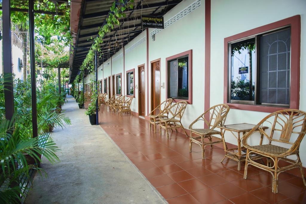 Zana Beach Guesthouse Sihanoukville Exterior photo