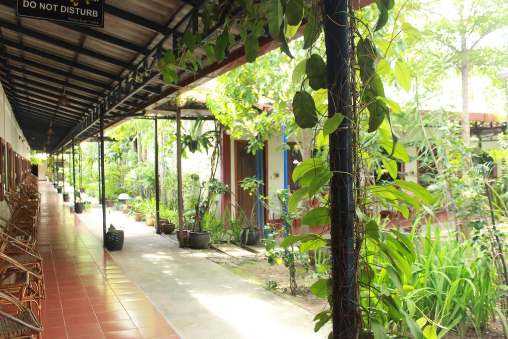 Zana Beach Guesthouse Sihanoukville Exterior photo