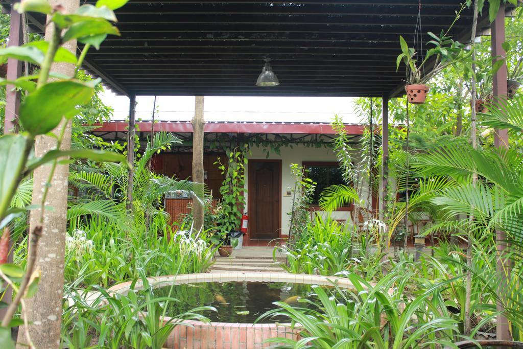 Zana Beach Guesthouse Sihanoukville Exterior photo