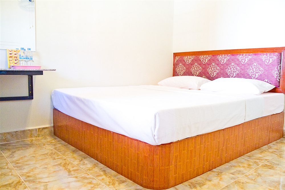 Zana Beach Guesthouse Sihanoukville Exterior photo